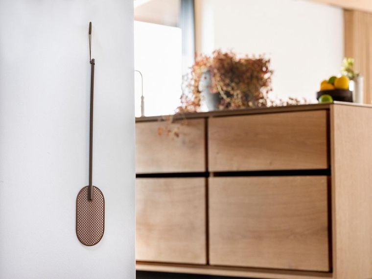 Zone Denmark, Singles, łapka na muchy, Black