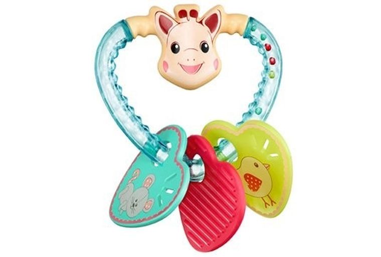 Żyrafa Sophie, zestaw prezentowy z gryzako-grzechotką w kształcie serca