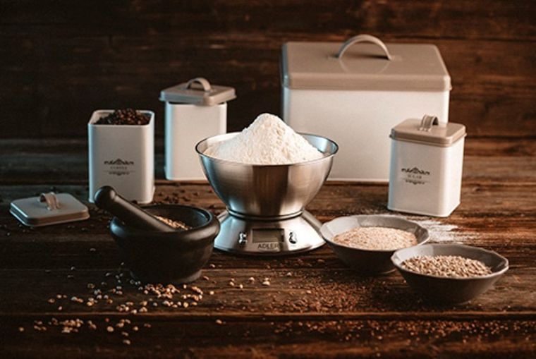 Adler, waga kuchenna z misą, AD 3134