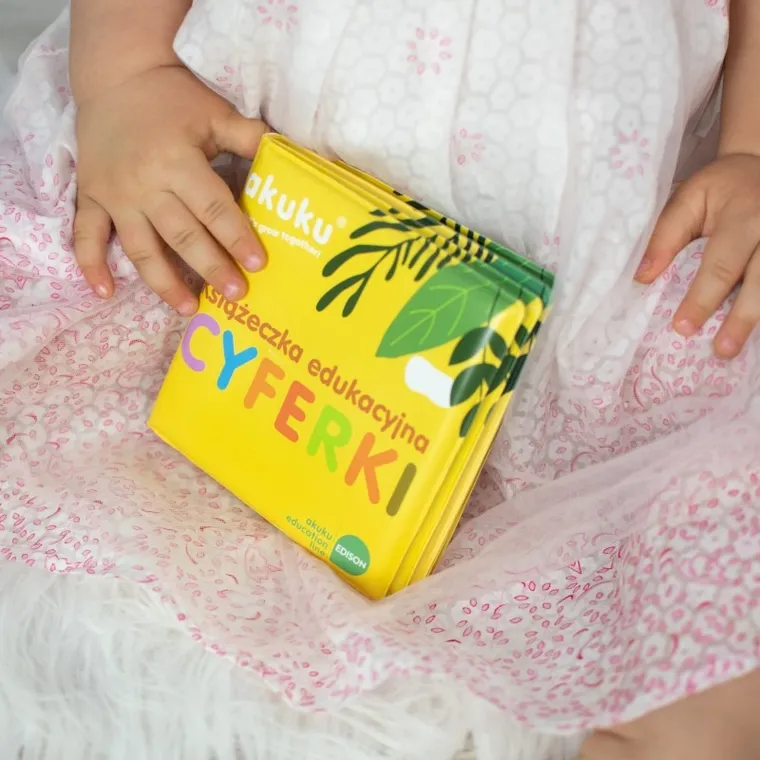 Akuku, książeczka edukacyjna, cyferki