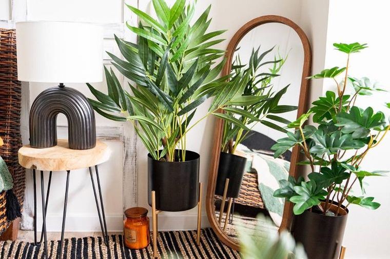 Atmosphera, sztuczna palma jak żywa w doniczce z plecionki, wys. 80 cm