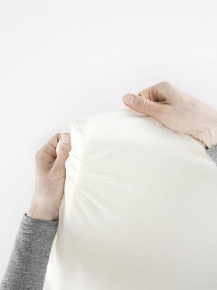 BabyBjörn, Light, łóżeczko turystyczne z prześcieradłem, srebrne