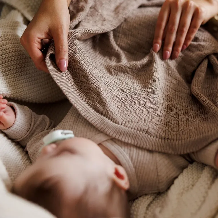 BabyOno, kocyk bambusowy, beżowy, 75-100 cm