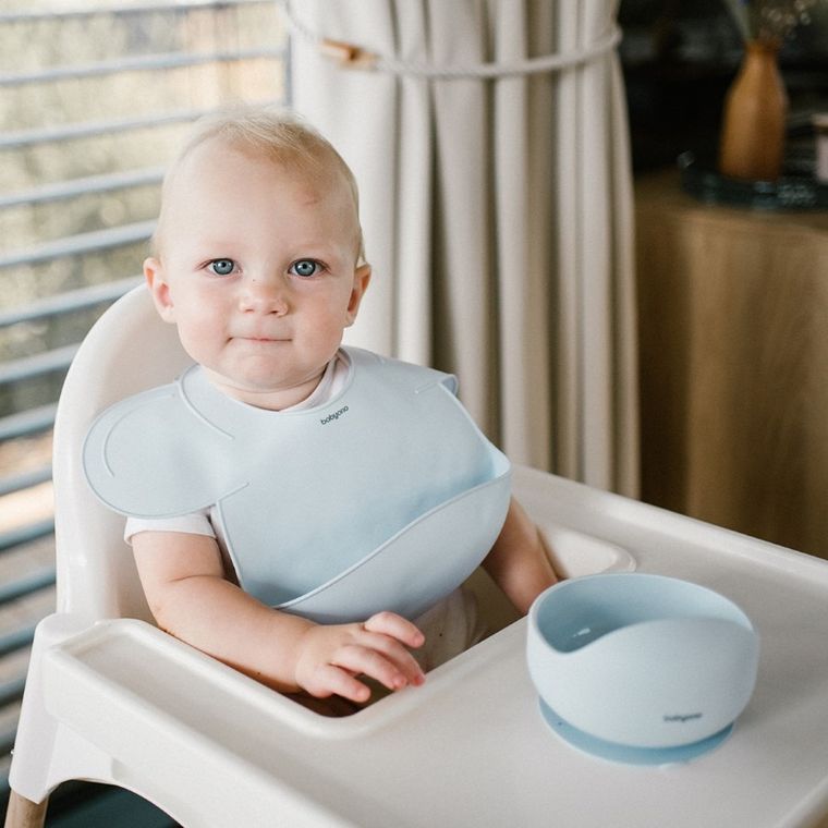 BabyOno, silikonowy śliniak z regulowanym zapięciem, niebieski