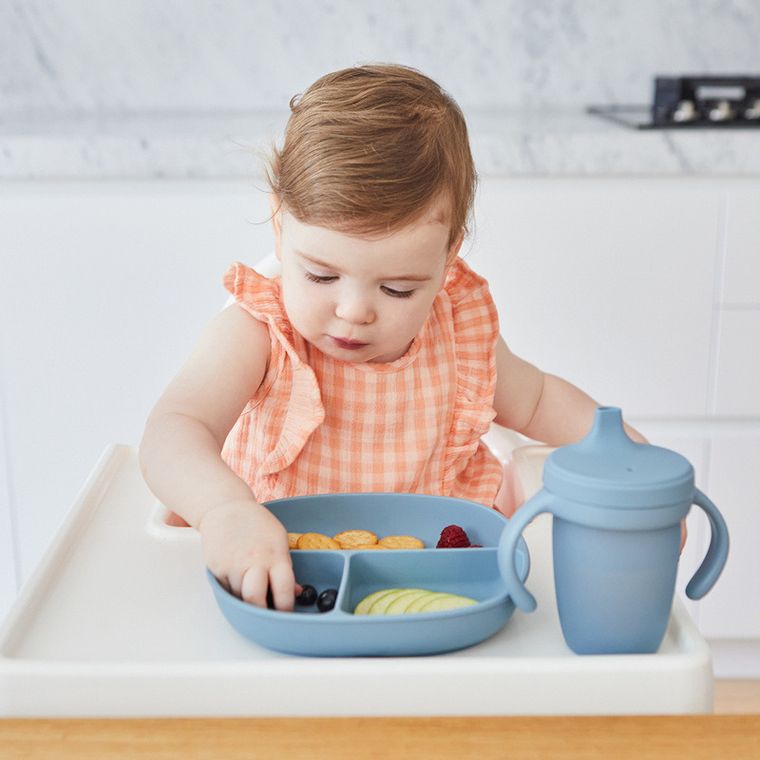 b.box, silikonowy kubek z ustnikiem, błękitny