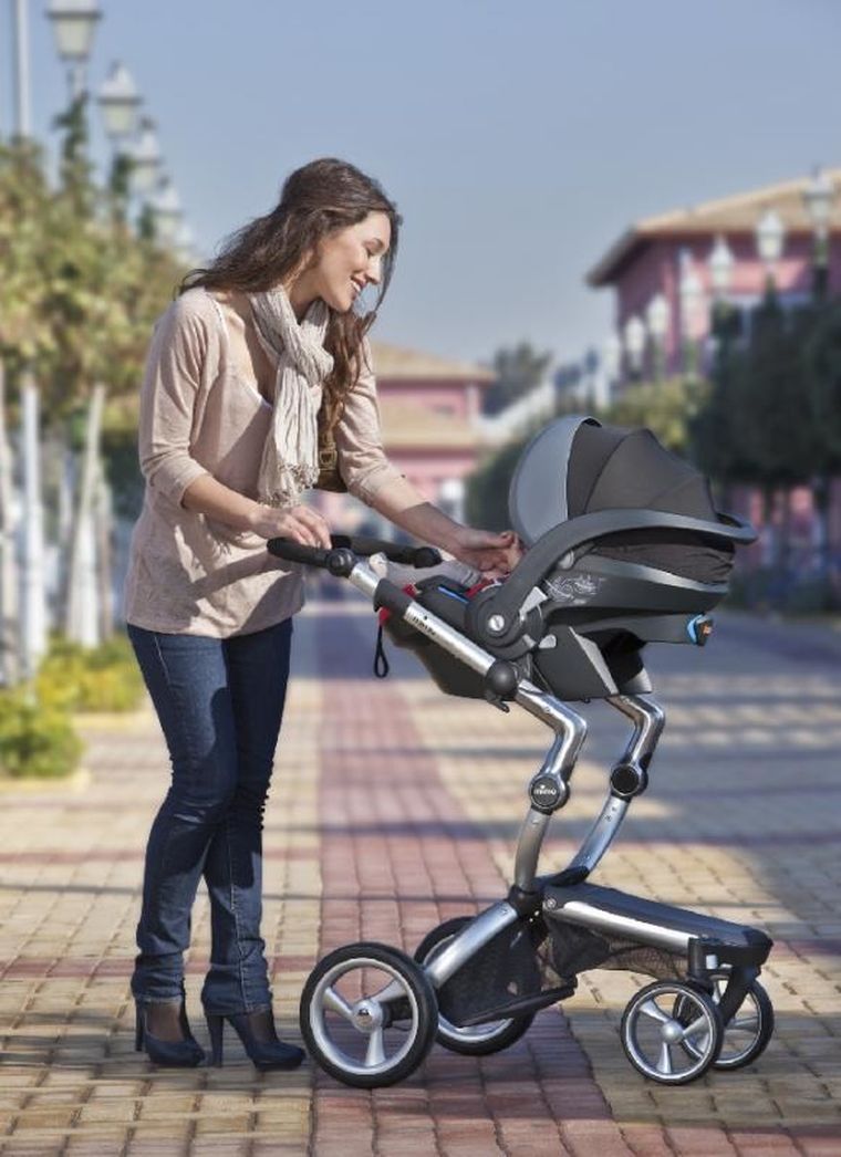 BeSafe, iZi Go, fotelik samochodowy, 0-13 kg, czarny