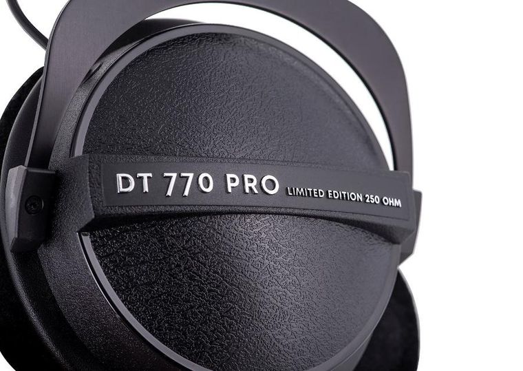 Beyerdynamic, DT 770 PRO 250 OHM BLACK, słuchawki studyjne, zamknięte
