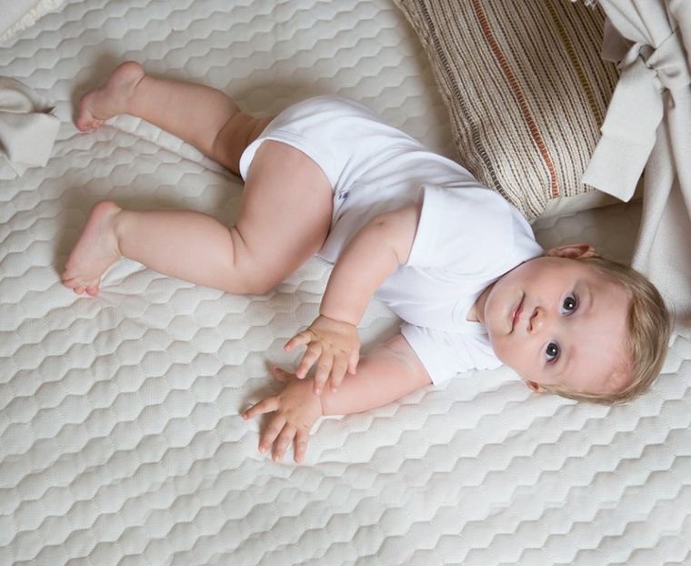 Body niemowlęce z krótkim rękawem, białe, Eevi