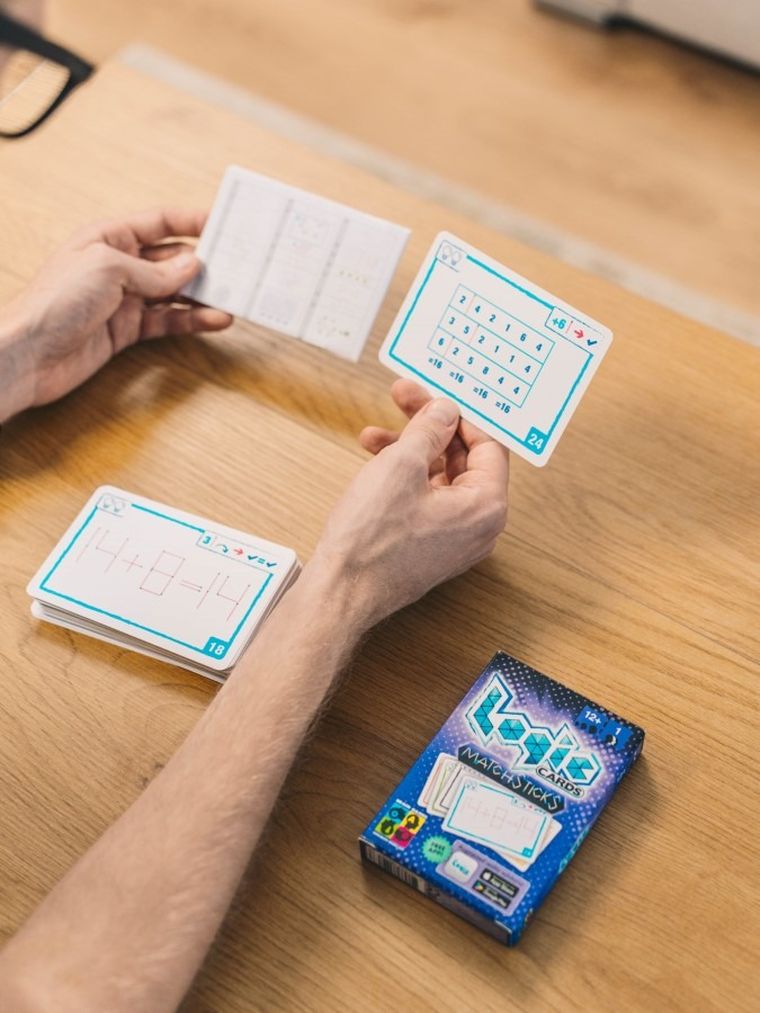 Brain Games, Logic Cards, Matchsticks, gra karciana