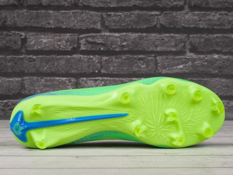 Buty piłkarskie męskie, turfy/lanki, zielone, Puma Ultra 5 Match