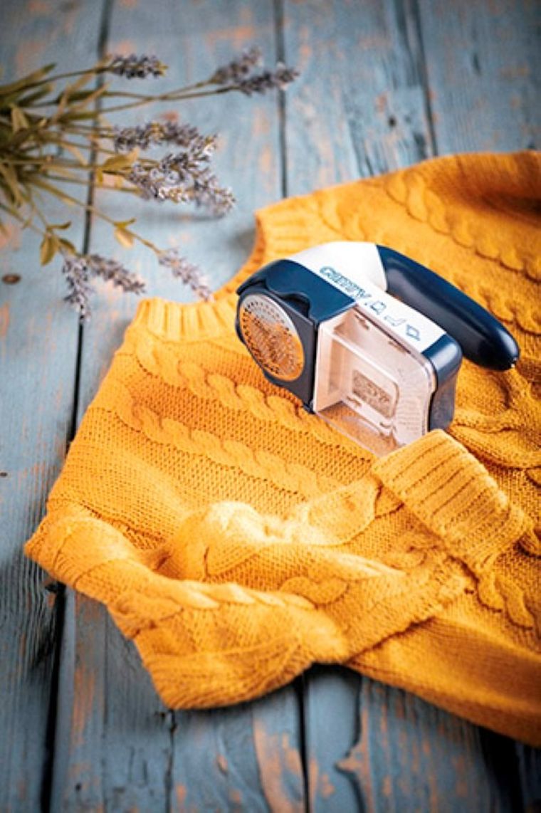 Camry, golarka do tkanin, średnia, 65 mm, CR 9606