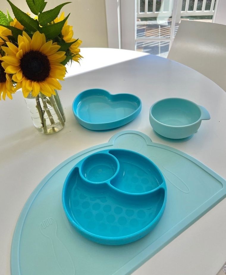 Chicco, miseczka silikonowa z przyssawką, niebieska, 6m+