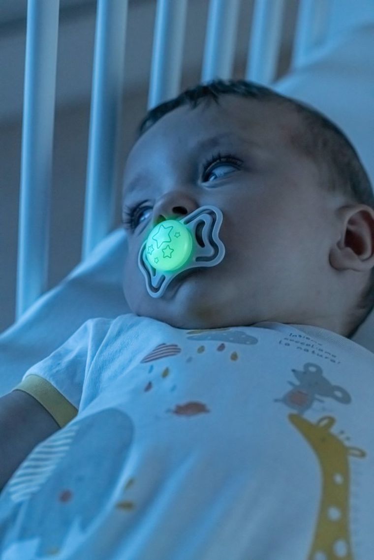 Chicco, Physioforma Light, Lumi, smoczek uspokajający, silikonowy, 2-6 m, 2 szt.