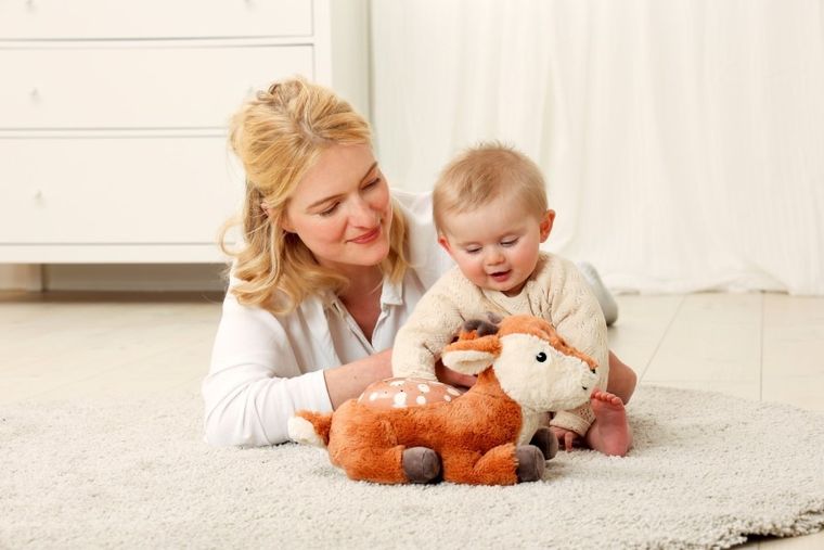 Cloud B, Twilight Buddies, Fawn, Sarenka, lampka nocna z projekcją świetlną