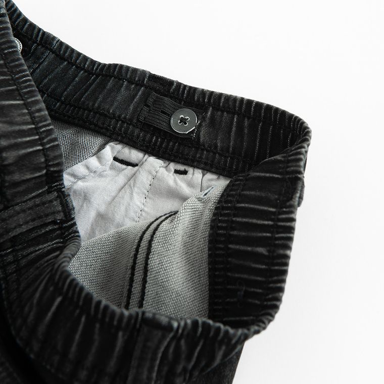 Czarne jeansowe joggersy z regulacją Cool Club