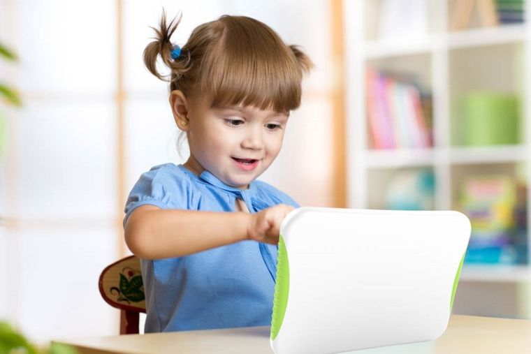 Dumel Discovery, Mały Podróżnik, tablet edukacyjny