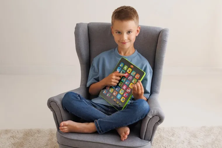 Dumel Discovery, Zwierzakowy alfabet, Tablet, zabawka interaktywna