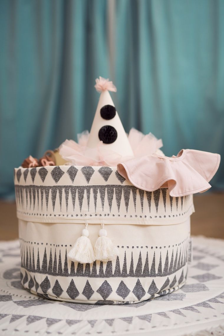 Elodie Details, Graphic Devotion Fringe, mata do zabawy