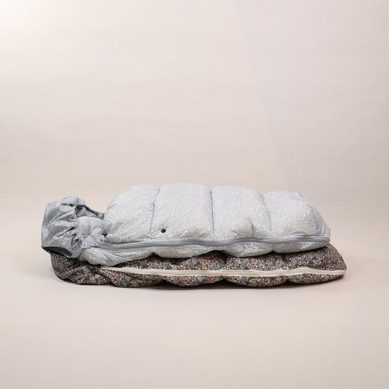 Elodie Details, puchowy śpiworek do wózka, Monkey Sunrise