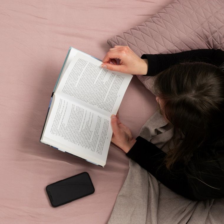 Eurofirany, prześcieradło Nova, 160-210 cm, czarny