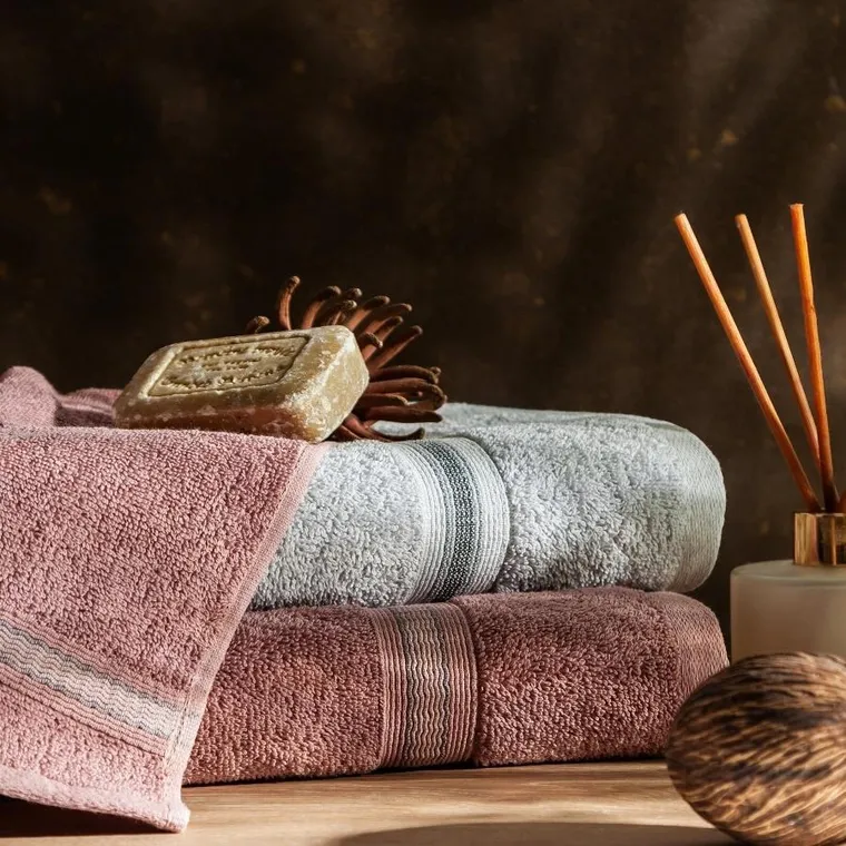 Eurofirany, ręcznik Tris, 70-140 cm, pudrowy