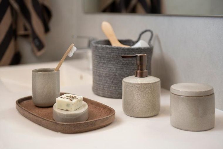 Fanni K, ceramiczny pojemnik z pokrywką, Luode, średnica 10 cm