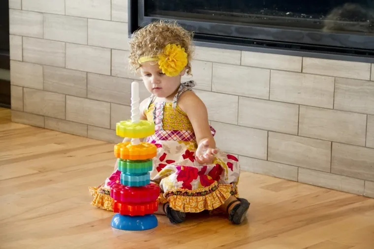 Fat Brain Toy Co. Spin Again, Zakręcona wieża, zabawka kreatywna