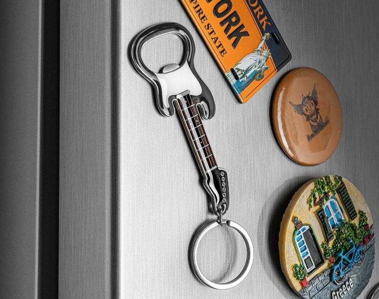 Gadget Master, Gitara elektryczna, otwieracz z magnesem, czarny