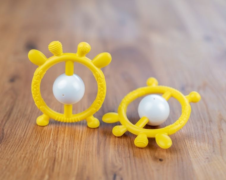 GiliGums, Jeleń, grzechotka, gryzak