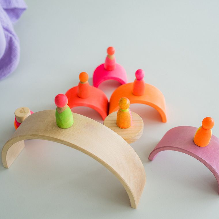 Grimms, Przyjaciele, drewniane figurki, neon pink, 3 szt.