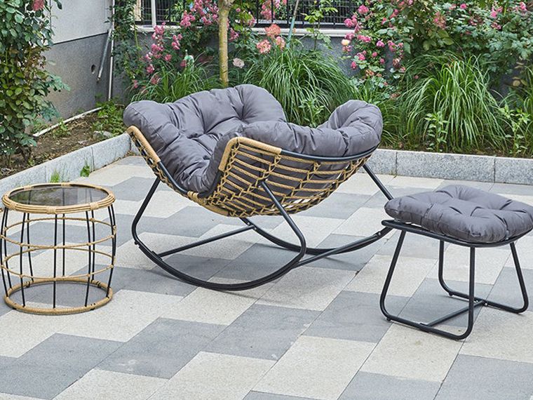 HaloFuture, nowoczesny fotel bujany z podnóżkiem, skandynawski kokon, szary