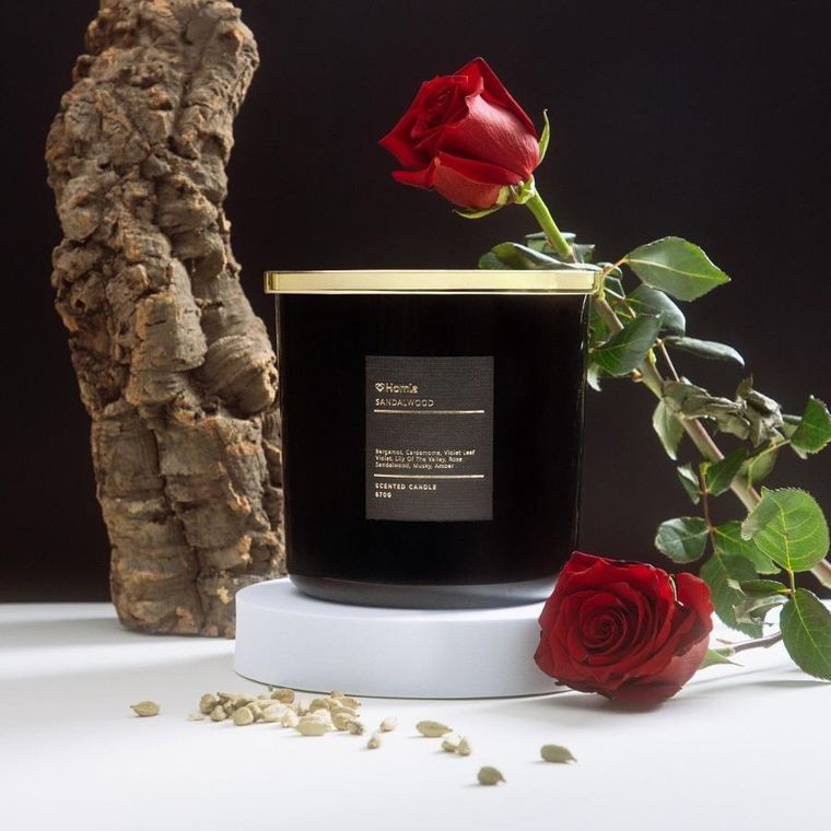 Homla, Aura, świeca zapachowa, Sandalwood, 870 g