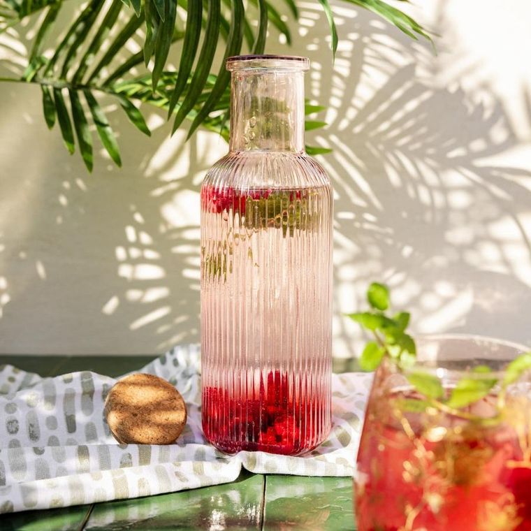 Homla, Natia, karafka, ryflowana z korkiem różowa, 1l