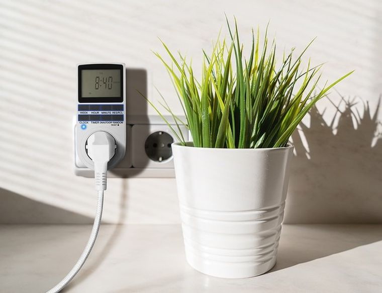 Izoxis, programator czasowy, włącznik/wyłącznik