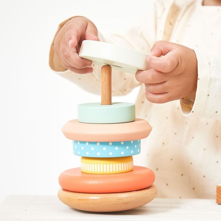 Janod, Gniazdko Pure, piramida, drewniana