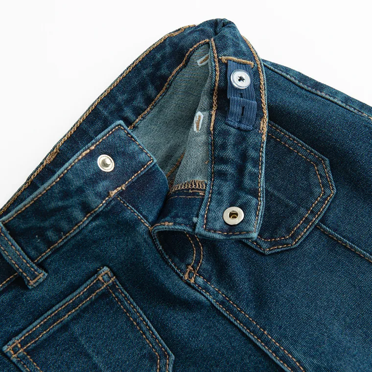 Jeansy o kroju flare z regulacją Cool Club