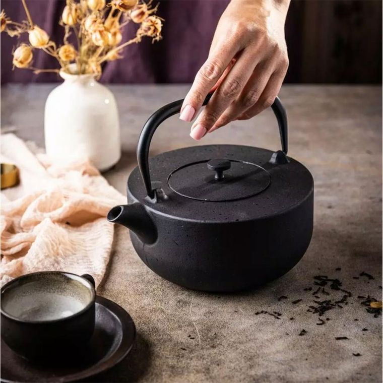 Kinghoff, zaparzacz żeliwny dzbanek z filtrem, 1.1l