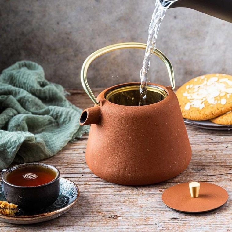 Kinghoff, zaparzacz żeliwny imbryk z filtrem, 1l