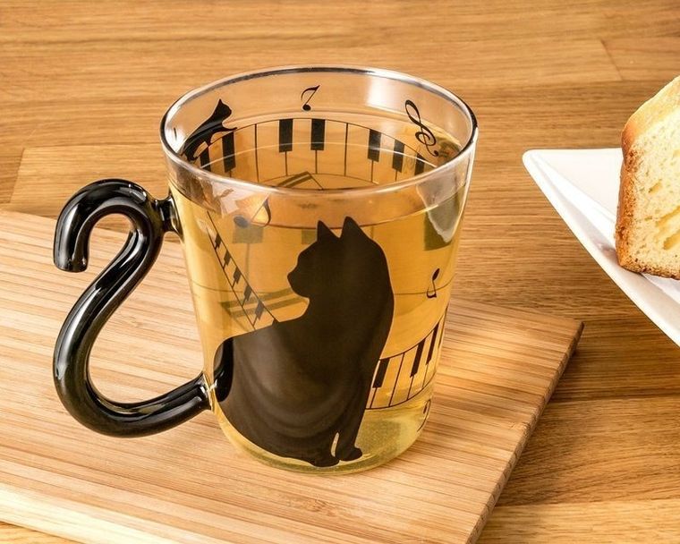 Kocia szklanka z ogonkiem, czarny