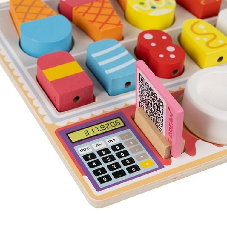 Kruzzel, lodziarnia drewniana