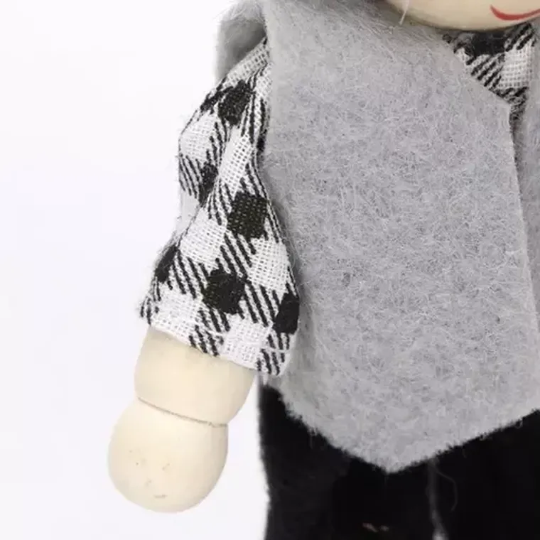 Kruzzel, Rodzina, miniaturowe lalki drewniane, 7 szt.