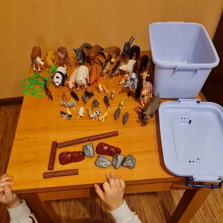 Kruzzel, Zwierzęta, zestaw figurek, 48 szt.