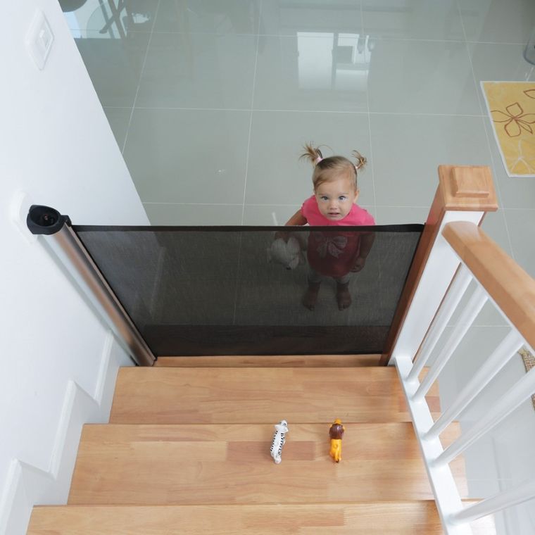 Lascal, KiddyGuard Avant, bramka ochronna, czarna