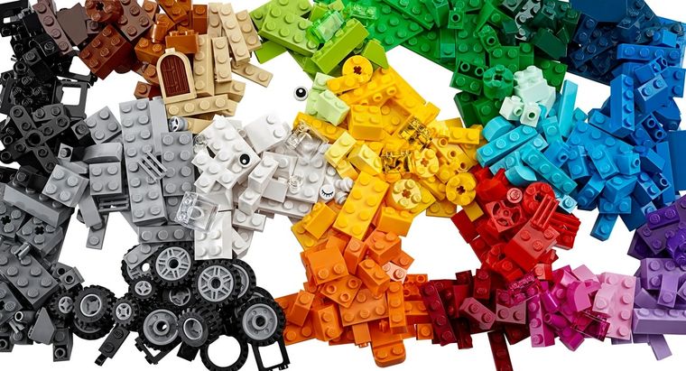 LEGO Classic, Kreatywne klocki LEGO, Średnie pudełko, 10696