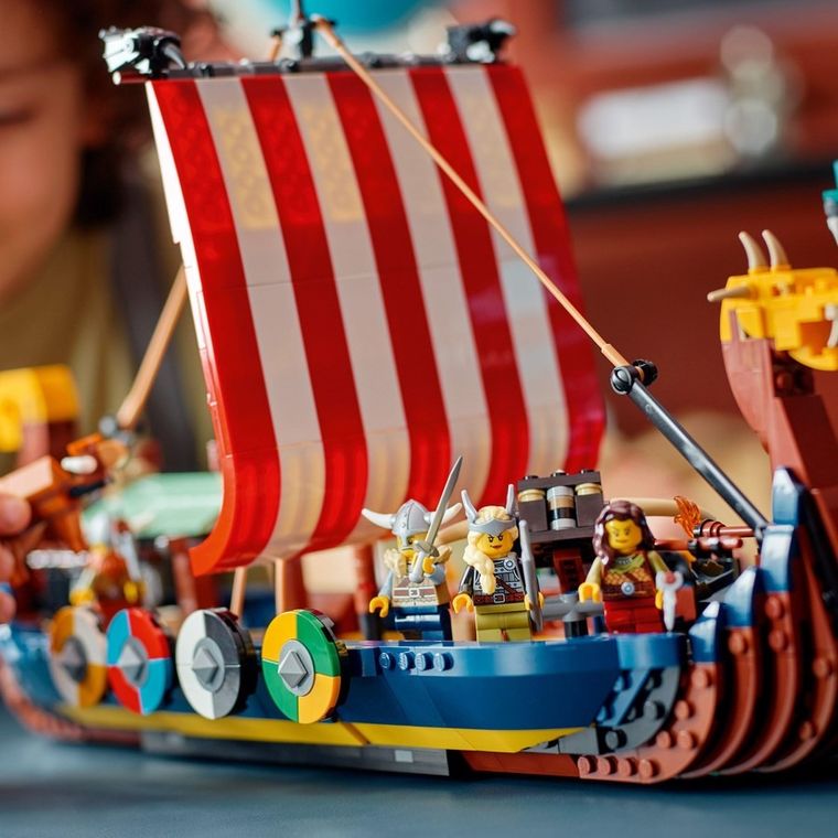 LEGO Creator, Statek wikingów i wąż z Midgardu, 31132