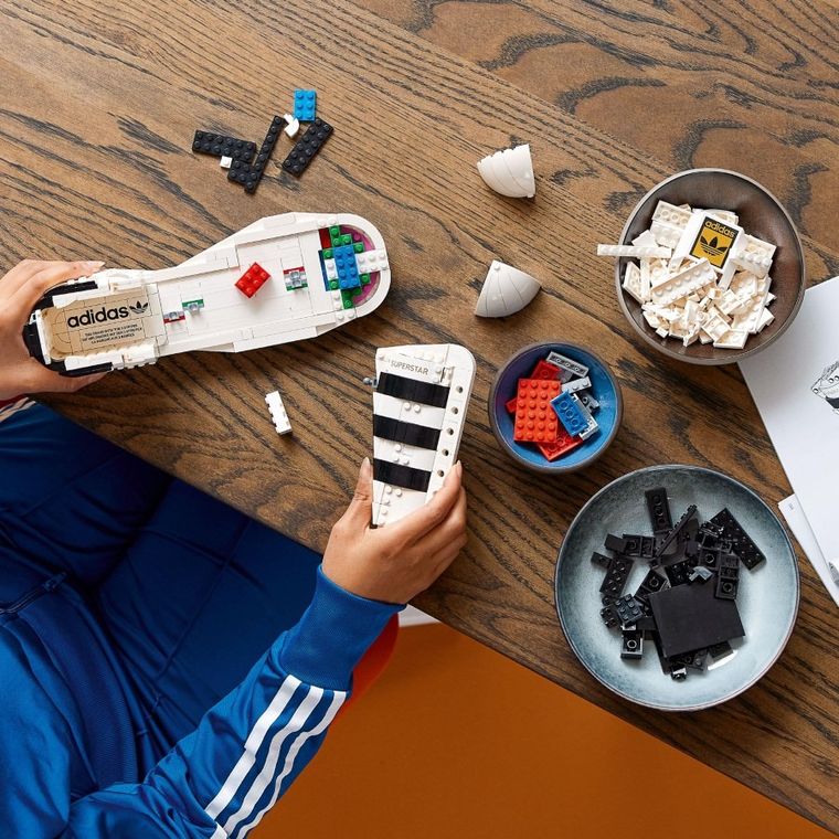 LEGO Icons, But Adidas Originals Superstar, 10282