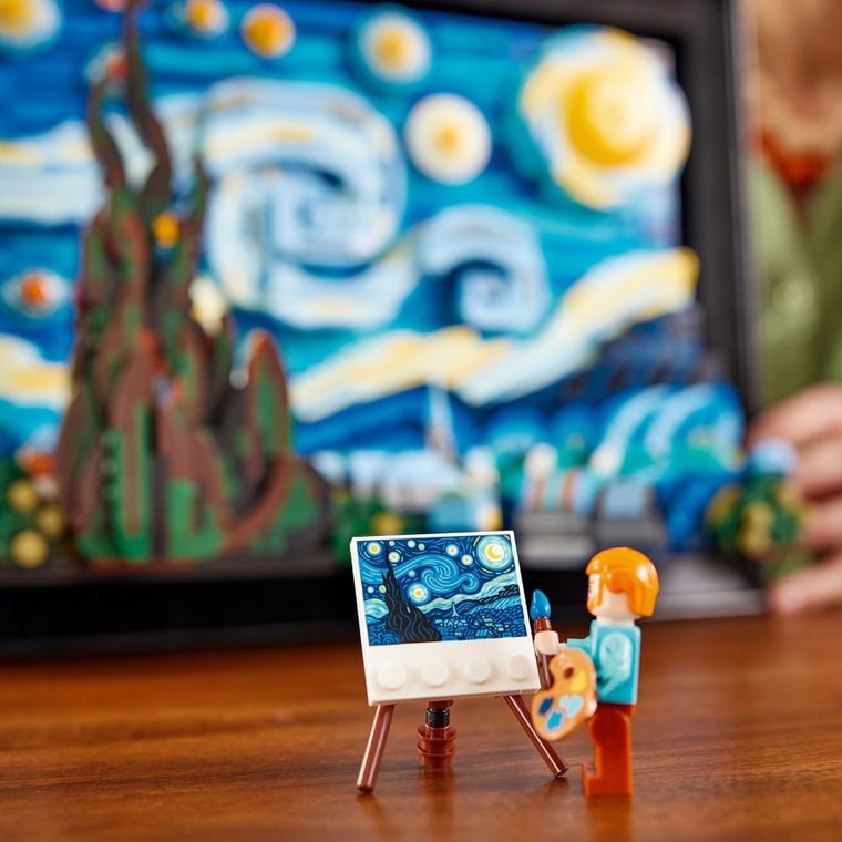 LEGO Ideas, „Gwiaździsta noc” Vincenta van Gogha, 21333