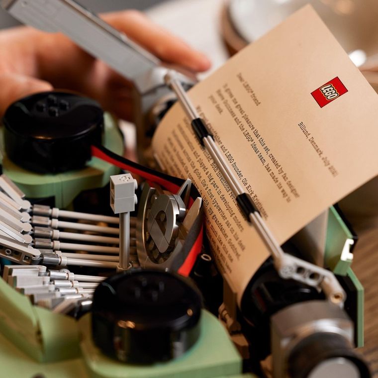 LEGO Ideas, Maszyna do pisania, 21327