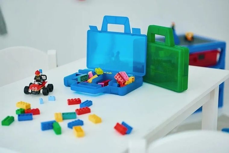 LEGO, mały pojemnik do sortowania klocków, czerwony