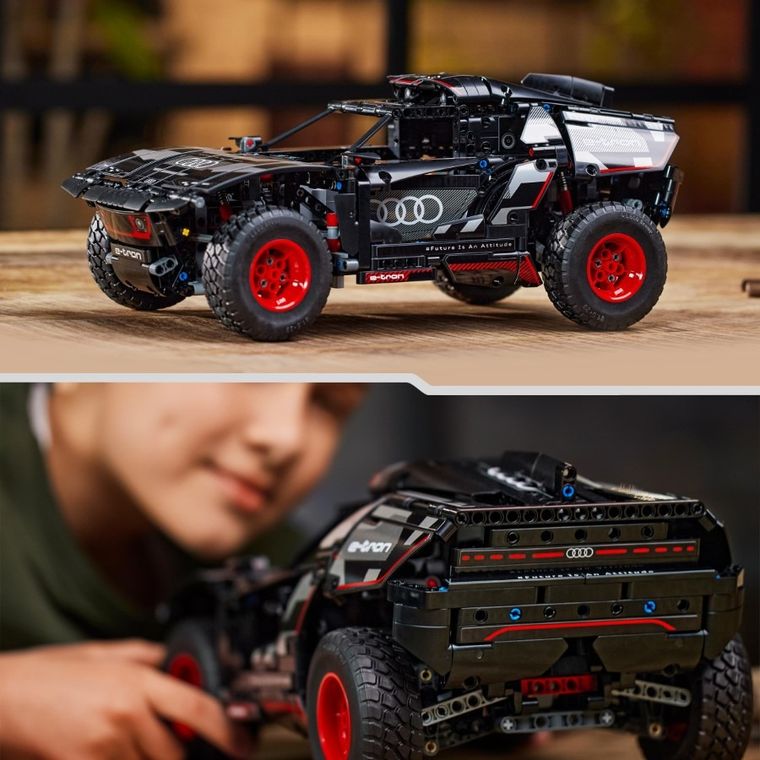 LEGO Technic, Audi RS Q e-tron, 42160